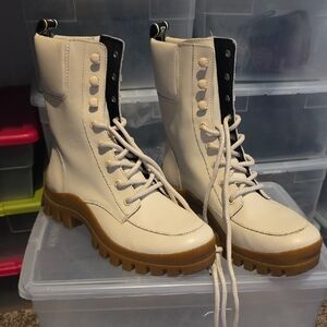 DKNY Cream Lace-Up Combat Boots with Brown Lug Sole